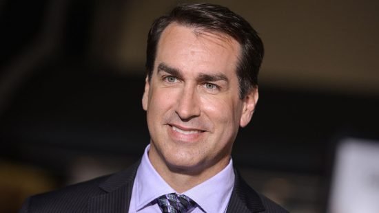 rob riggle net worth