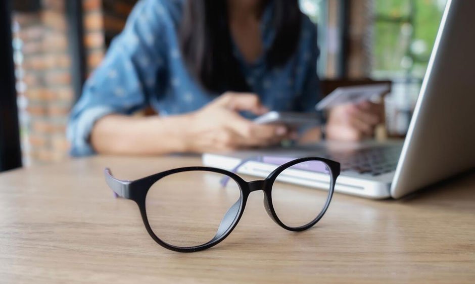 Understanding the Impact of Digital Screens on Eye Health