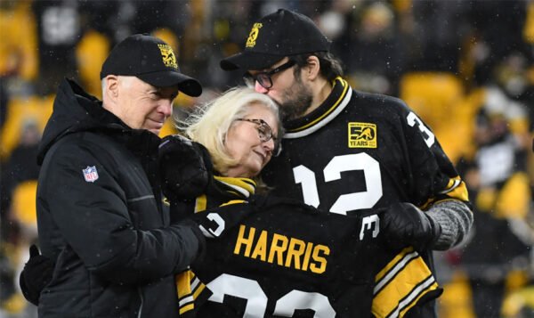 Steelers Pay Tribute to Franco Harris with Jersey Retirement Ceremony