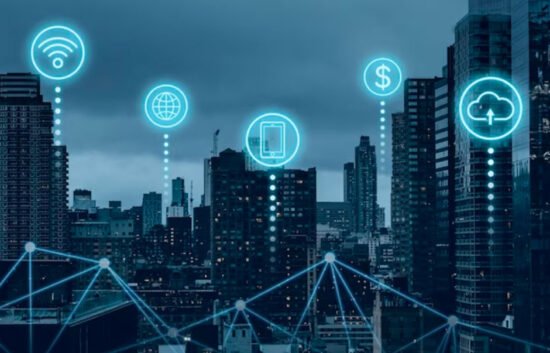 Smart-Devices-and-the-Internet-of-Things-