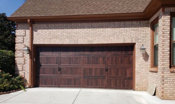 Things to Consider While Hiring Garage Door Repair in Murrieta