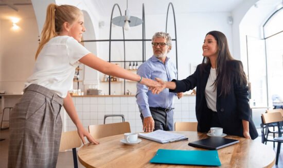 Winning-Clients-in-a-Competitive-Market