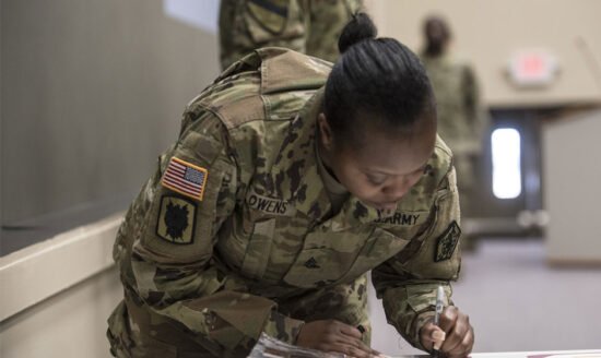 What to Get Someone Who Is Retiring from the Military