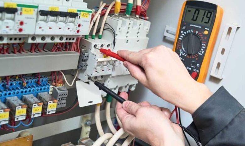 The Benefits of High-Performance Diagnostic Tools for Electricians