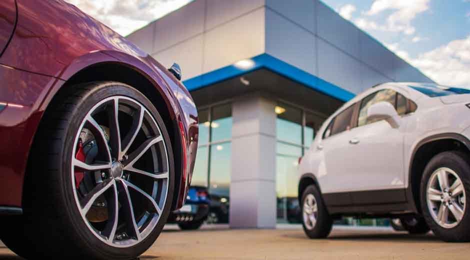 New vs. Pre-Owned Vehicles: Making the Right Choice for Your Needs
