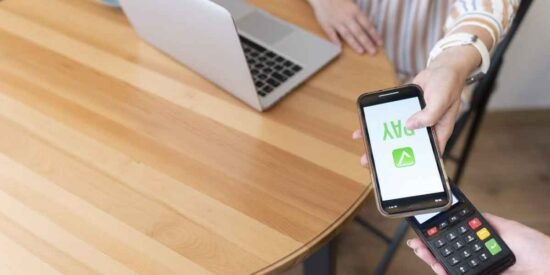 How Streamlined Payroll Systems Foster Business Growth