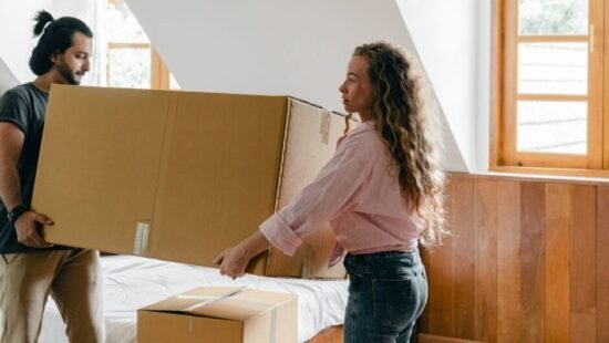 what-people-notice-about-their-lives-amidst-moving-1